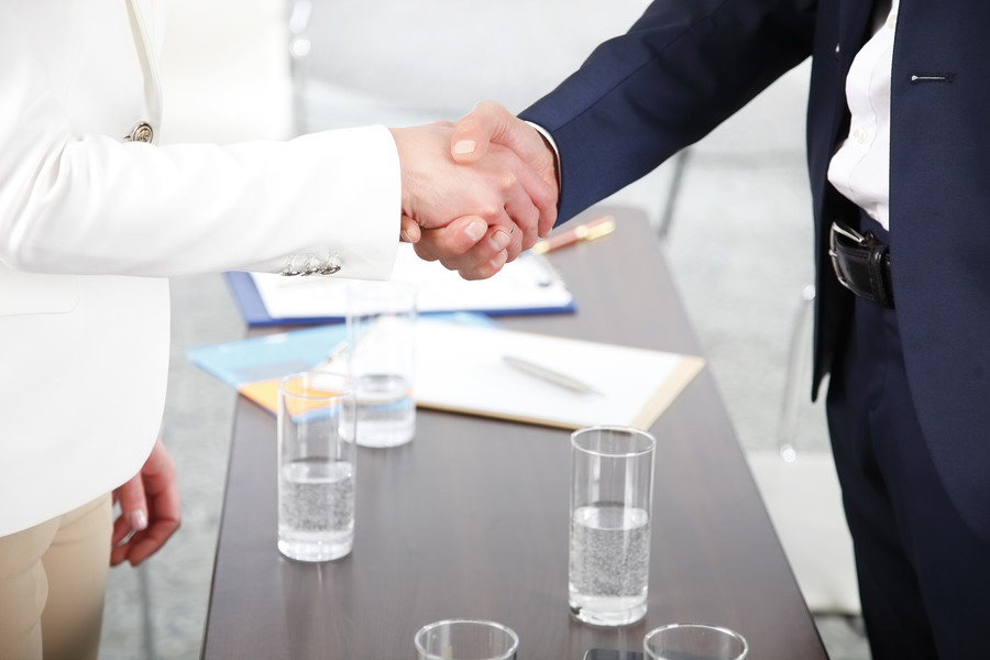 上海律師：應對勞動仲裁結果不執行的多元策略與深度剖析